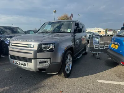 L.Rover Defender D240 SE (7 seats) photo 1