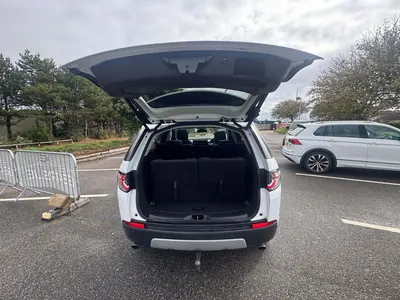 L. Rover Discovery Sport HSE photo 5