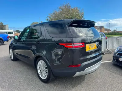 Land Rover Discovery HSE TD6 photo 2