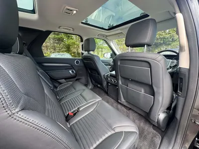 Land Rover Discovery HSE TD6 photo 9