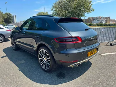 LHD PORSCHE MACAN S photo 3