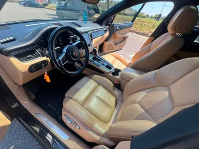 LHD PORSCHE MACAN S photo 7