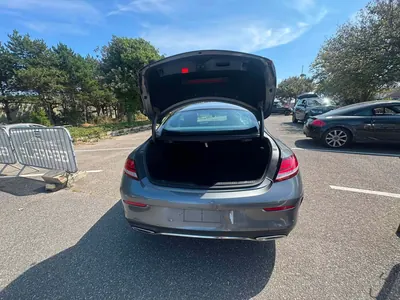 Mercedes C300 AMG Line photo 5