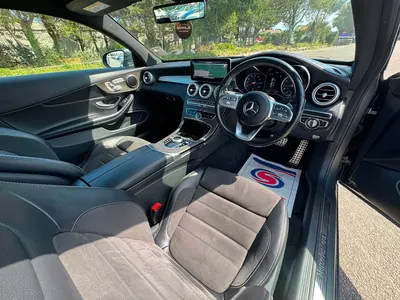 Mercedes C300 AMG Line photo 7