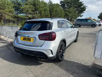 Mercedes GLA 45AMG 4 Matic photo 4