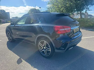 Mercedes GLA220 CDI AMG Line photo 4
