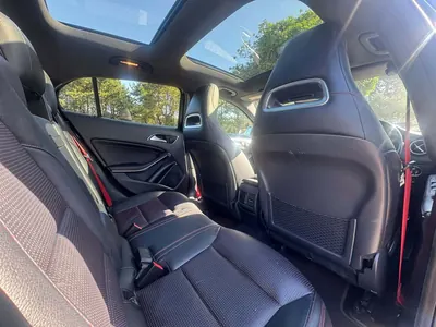 Mercedes GLA220 CDI AMG Line photo 7