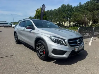 Mercedes GLA220d AMG Line photo 4