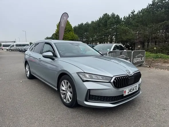 Skoda Superb SE Tech TSI MHEV